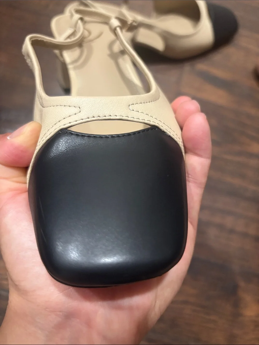 Sam Edelman Beige and Black Slingback Block Heels - Picture 5 of 8